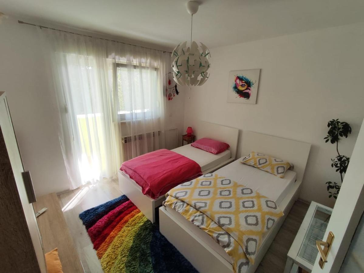 Danube Apartamento Vukovar Exterior foto
